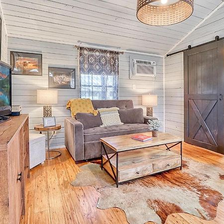 Creekside Cabins - The Texan Wimberley Exterior foto